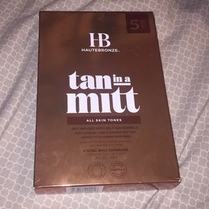 Tan in a mitt tanning formula